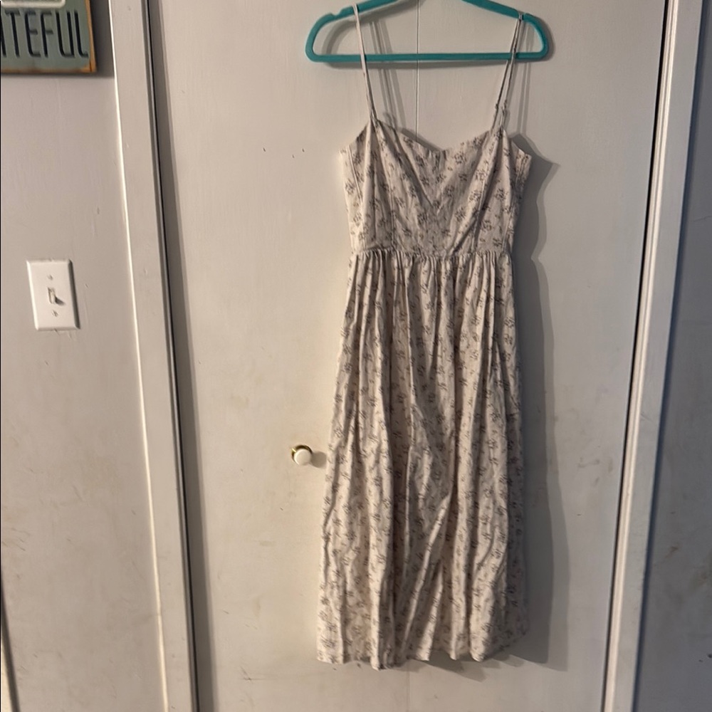 H&M Gray and White Pleated Midi Sundress